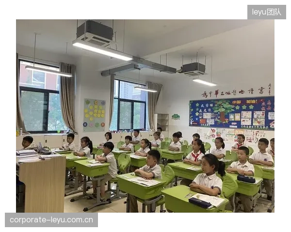 当行为捕捉进入球场，我们是在评估素养，还是在制造“数字囚笼”？
